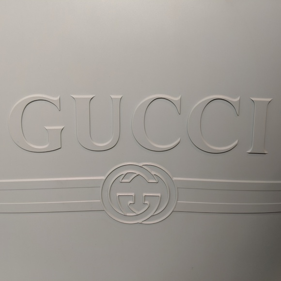 SOLD Gucci Logo Teal Rubber Tote - Picture 2 of 8